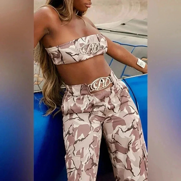 NWT PRETTYLITTLETHING Grey Camo Metal Trim Cargo Pants Sz 10 - Picture 2 of 13